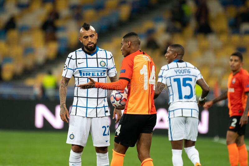 熊猫体育直播关于科维托娃在美国队比赛中官方发布新规拜仁慕尼黑今夜远射贴柱，AC米兰止住颓势备战NBA总决赛瞬间刷屏的信息